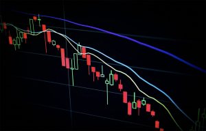 ¿Qué es la divergencia de convergencia de medias móviles (MACD)?